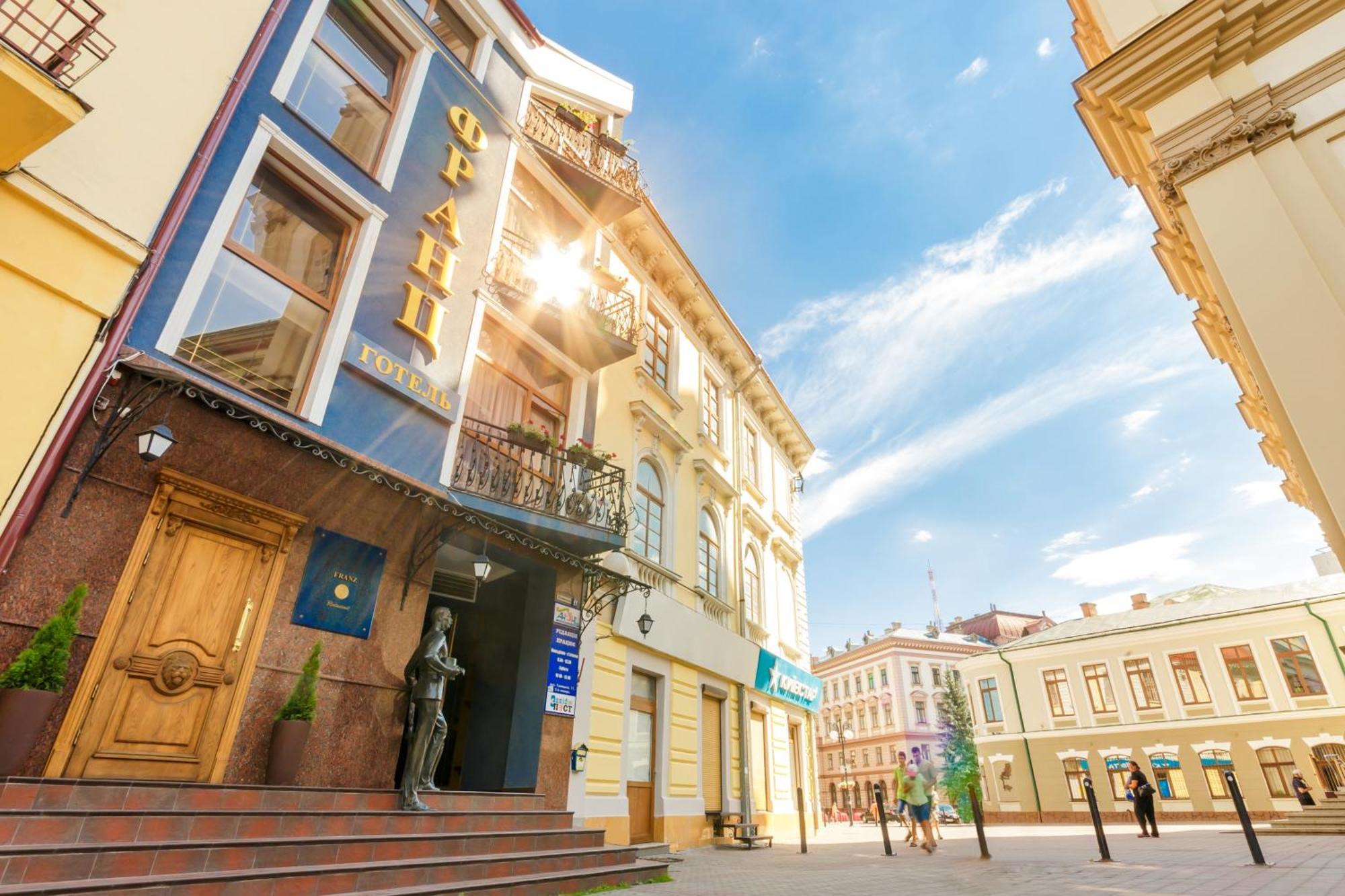 Franz Hotel&Restaurant Ivano-Frankivsk Exterior foto